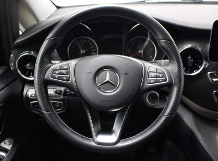 Mercedes-Benz - V-class