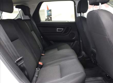 Land Rover - Discovery Sport