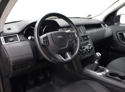 Land Rover - Discovery Sport