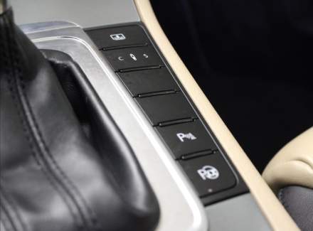 Volkswagen - Passat CC