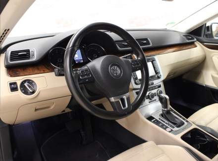 Volkswagen - Passat CC