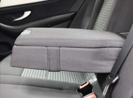 Mercedes-Benz - E-class