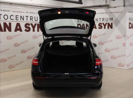 Mercedes-Benz - E-class