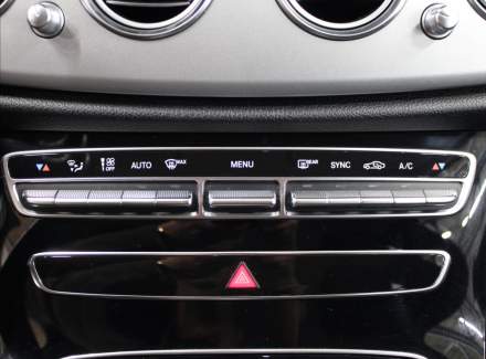 Mercedes-Benz - E-class