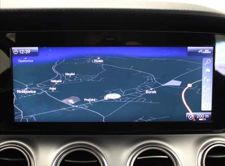 Mercedes-Benz - E-class