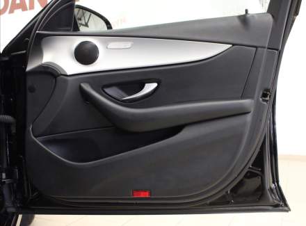 Mercedes-Benz - E-class