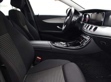 Mercedes-Benz - E-class