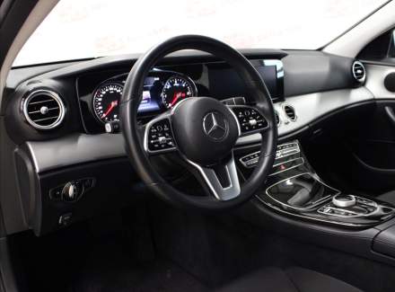 Mercedes-Benz - E-class