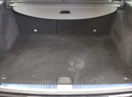 Mercedes-Benz - E-class