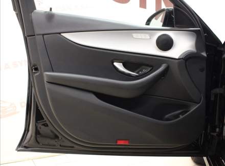 Mercedes-Benz - E-class