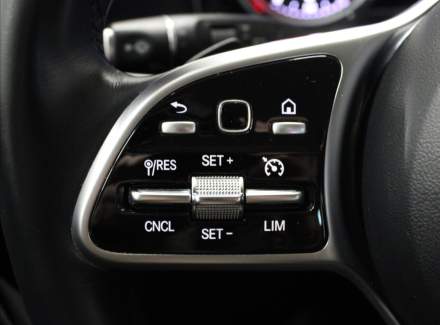 Mercedes-Benz - E-class