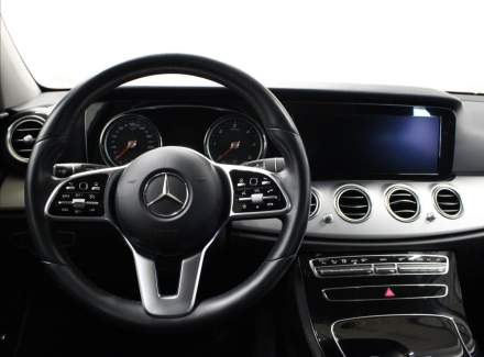 Mercedes-Benz - E-class