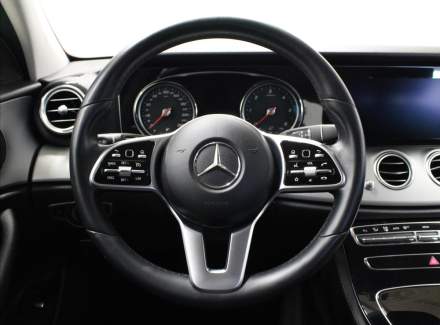 Mercedes-Benz - E-class