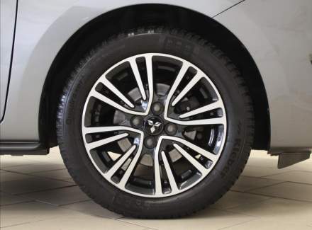 Mitsubishi - Space Star