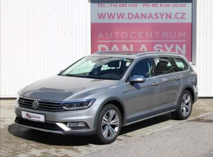 Volkswagen - Passat