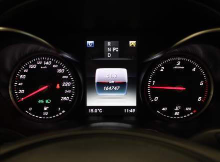 Mercedes-Benz - C-class