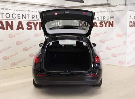 Mercedes-Benz - C-class