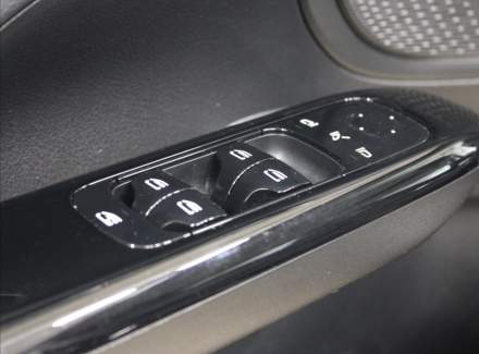 Mercedes-Benz - C-class