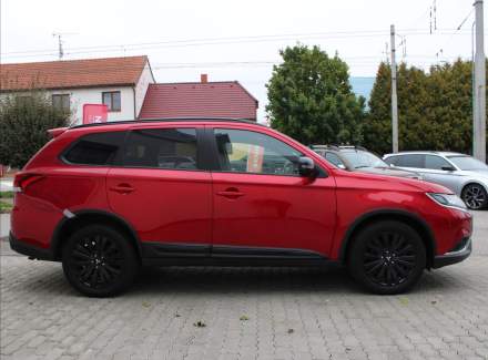 Mitsubishi - Outlander
