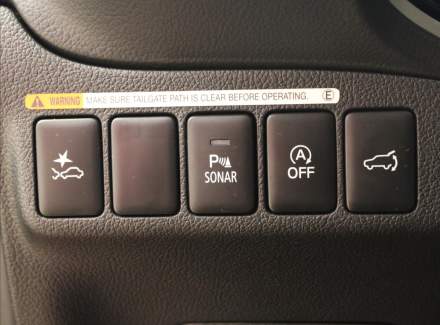 Mitsubishi - Outlander