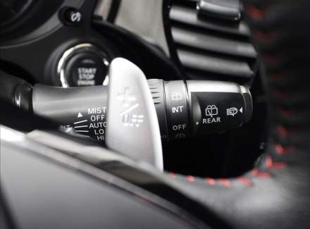 Mitsubishi - Outlander