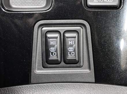 Mitsubishi - Outlander