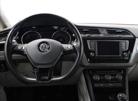 Volkswagen - Touran