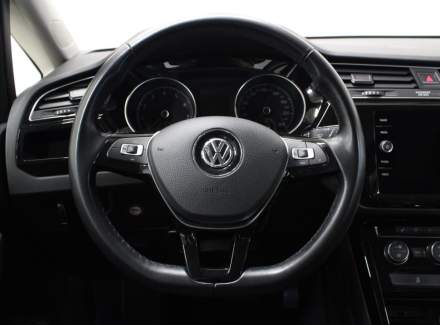 Volkswagen - Touran