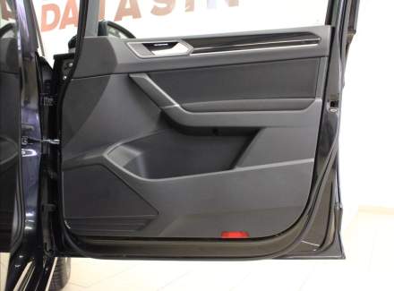 Volkswagen - Touran