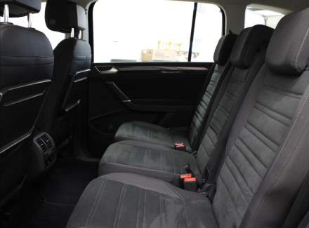 Volkswagen - Touran