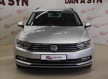 Volkswagen - Passat