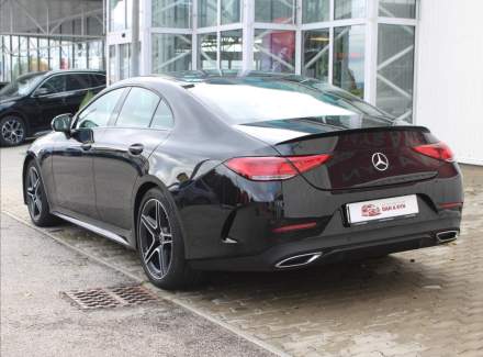 Mercedes-Benz - CLS