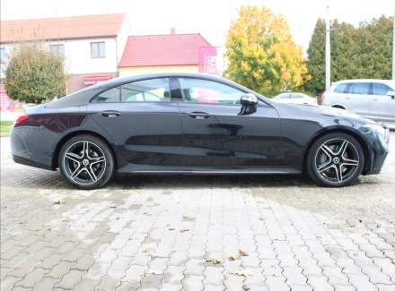 Mercedes-Benz - CLS