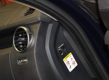 Land Rover - Discovery