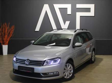 Volkswagen - Passat