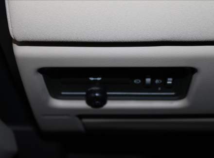 Land Rover - Range Rover Evoque