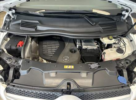 Mercedes-Benz - V-class