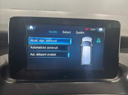 Mercedes-Benz - V-class