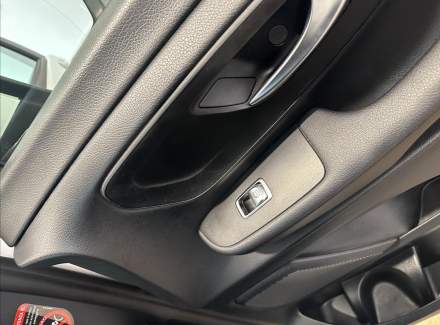 Mercedes-Benz - V-class