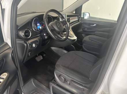 Mercedes-Benz - V-class