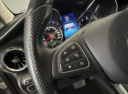 Mercedes-Benz - V-class