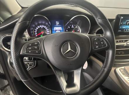 Mercedes-Benz - V-class