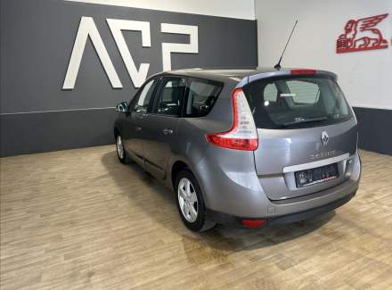 Renault - Scenic