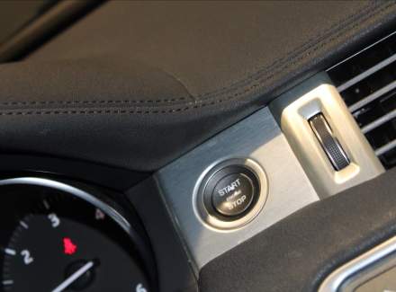 Land Rover - Range Rover Evoque