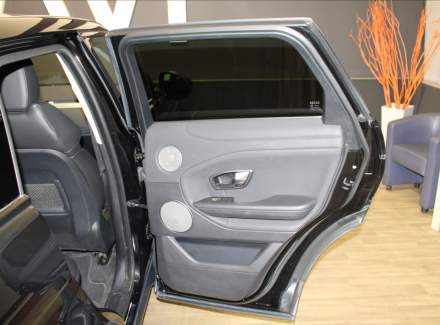 Land Rover - Range Rover Evoque