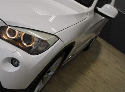 BMW - X1