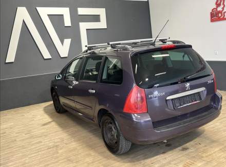 Peugeot - 307