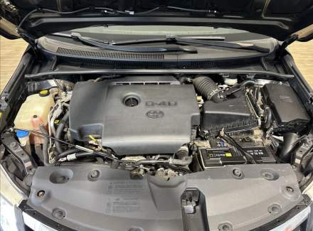 Toyota - Avensis