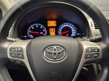 Toyota - Avensis