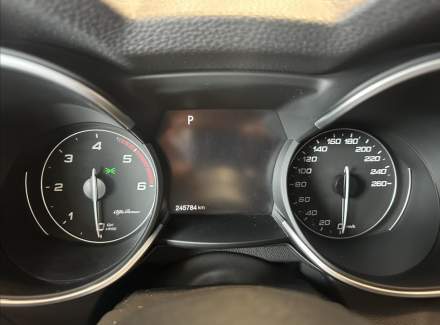 Alfa Romeo - Stelvio